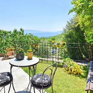 Apartman Evici By Interhome, Abbázia