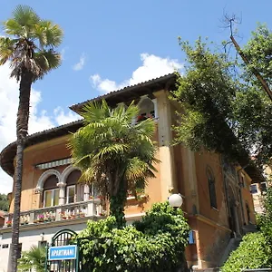 Apartment Ines Komel, Opatija